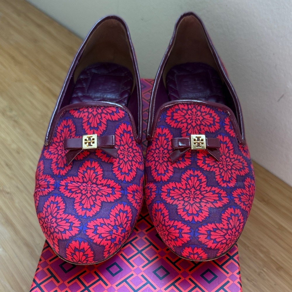 Tory Burch Red Floral Jacquard Loafers with Logo Bow
